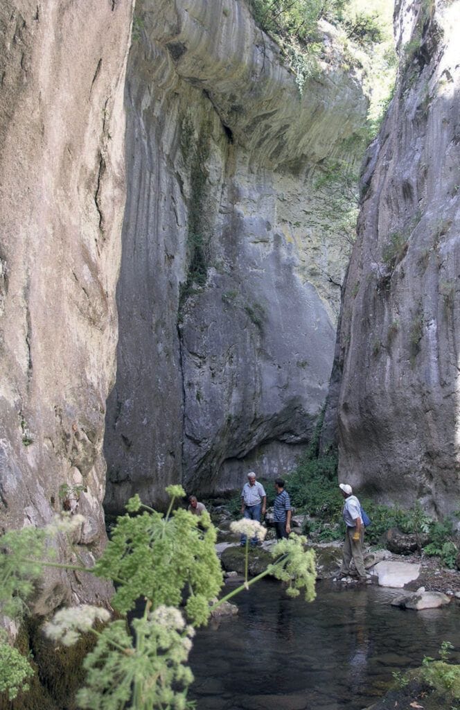 Игра свјетлости и боја у кањону Ибриштице