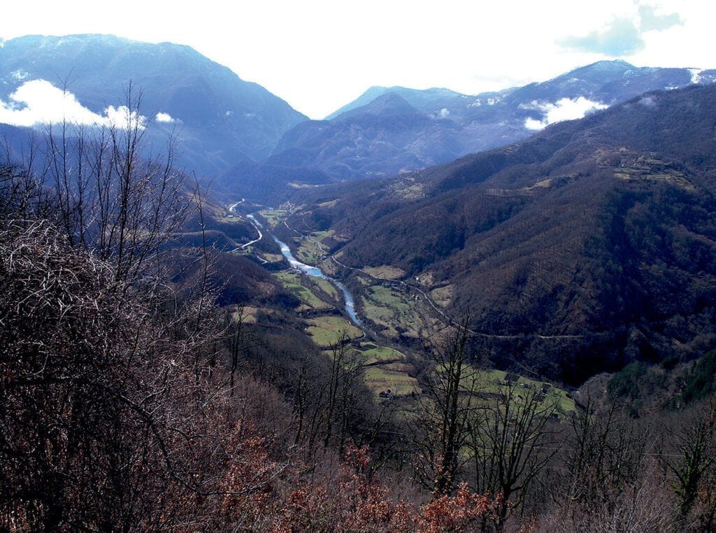 Гојакова постојбина, Међуријечје у срцу Роваца