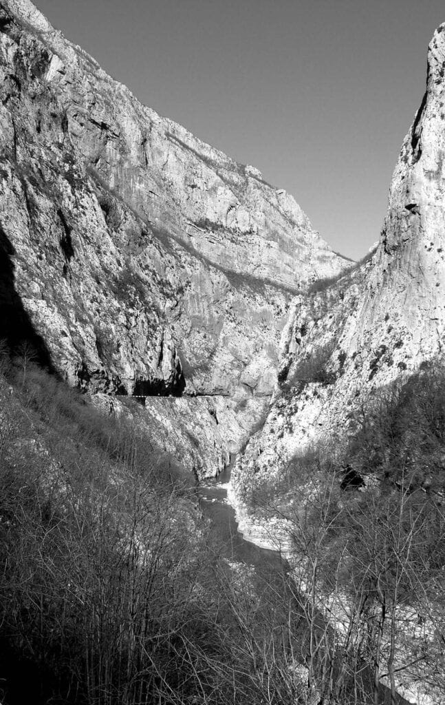 Кањон Платије — мјесто многих саобраћајних трагедија