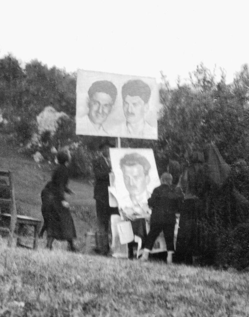 Са помена Мојсију Стевановићу и Мијату Машковићу одржаног у селу Осрецима З. јула 1938. године: неко је и тог дана имао фото-апарат и парче тог драгоцјеног документа је дочекало данашње дане код Мојсијеве сестре по оцу, Бранке, удате Машковић